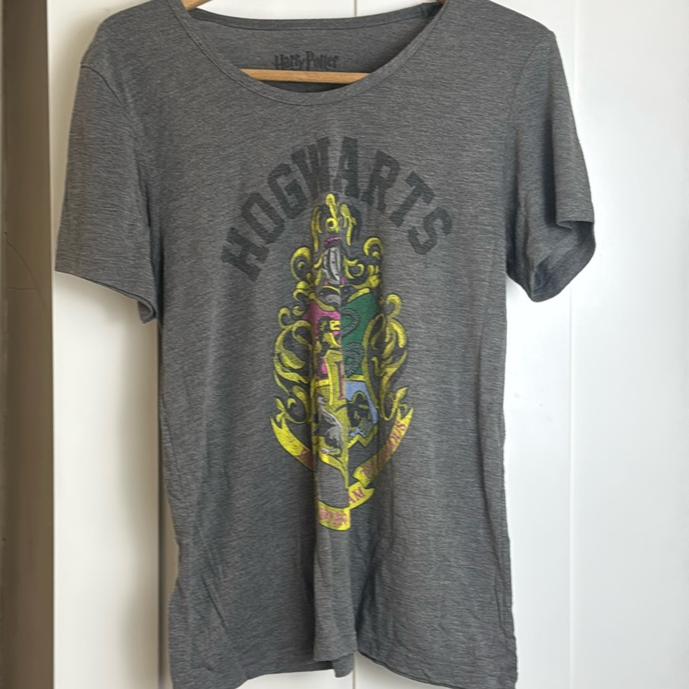 Harry Potter Logo Graphic Short Sleeve Tee Size M/ Medium
